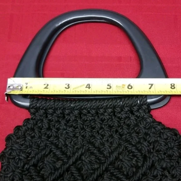 Vintage 70s Boho Handmade Macrame Crochet Purse D-Hoop Handles Lined w/ Pockets - Picture 11 of 12